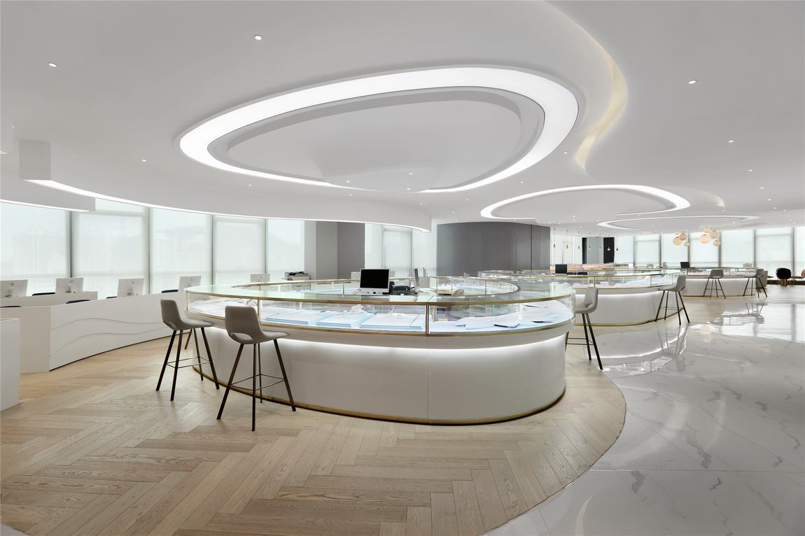 工装和家装哪个前景好？