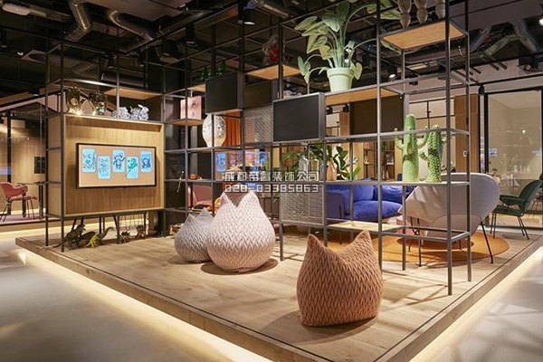 开放式、封闭式办公室各有什么优缺点？